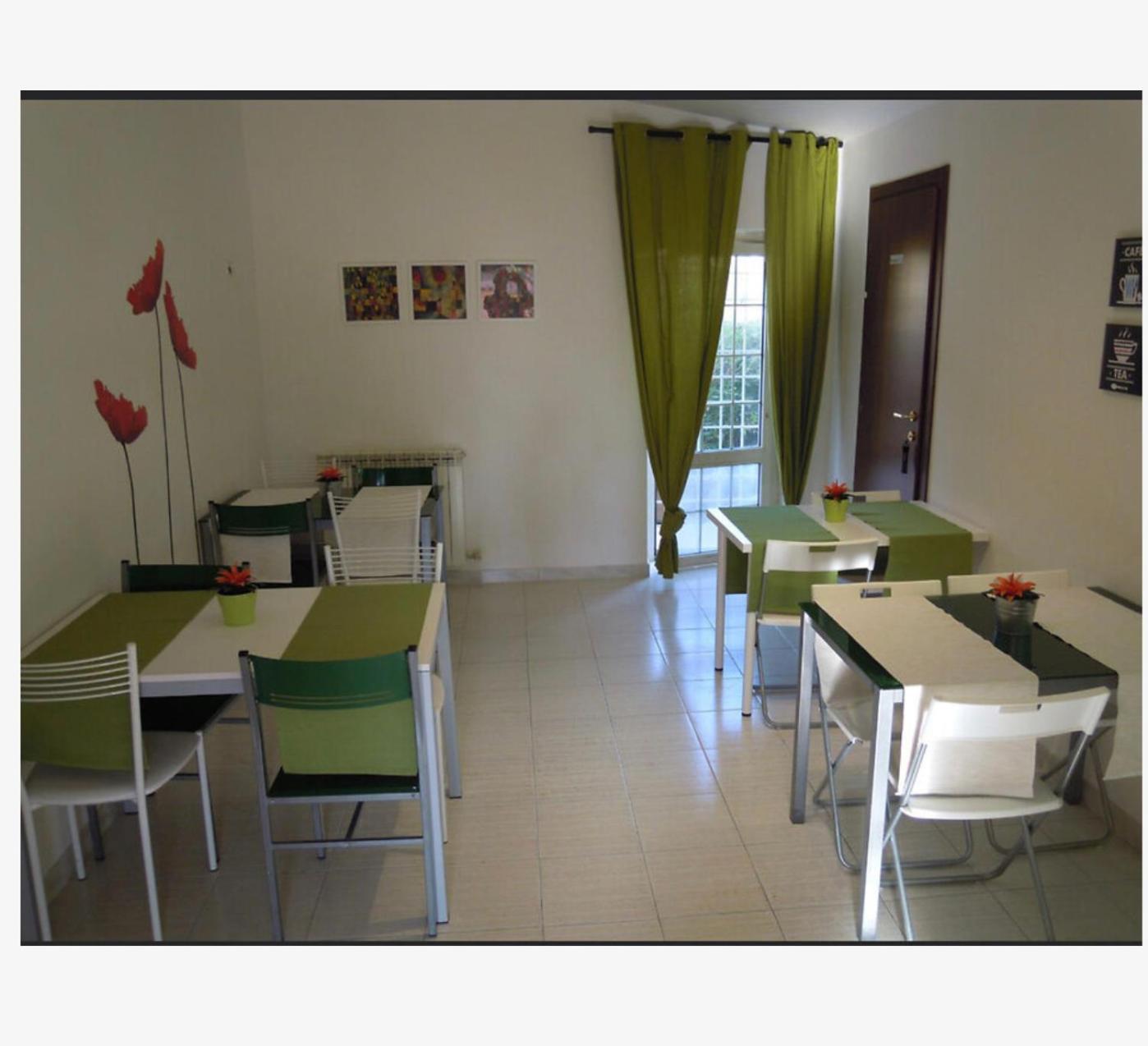 Giorgia Airport 2 Fiumicino Bed & Breakfast Bagian luar foto