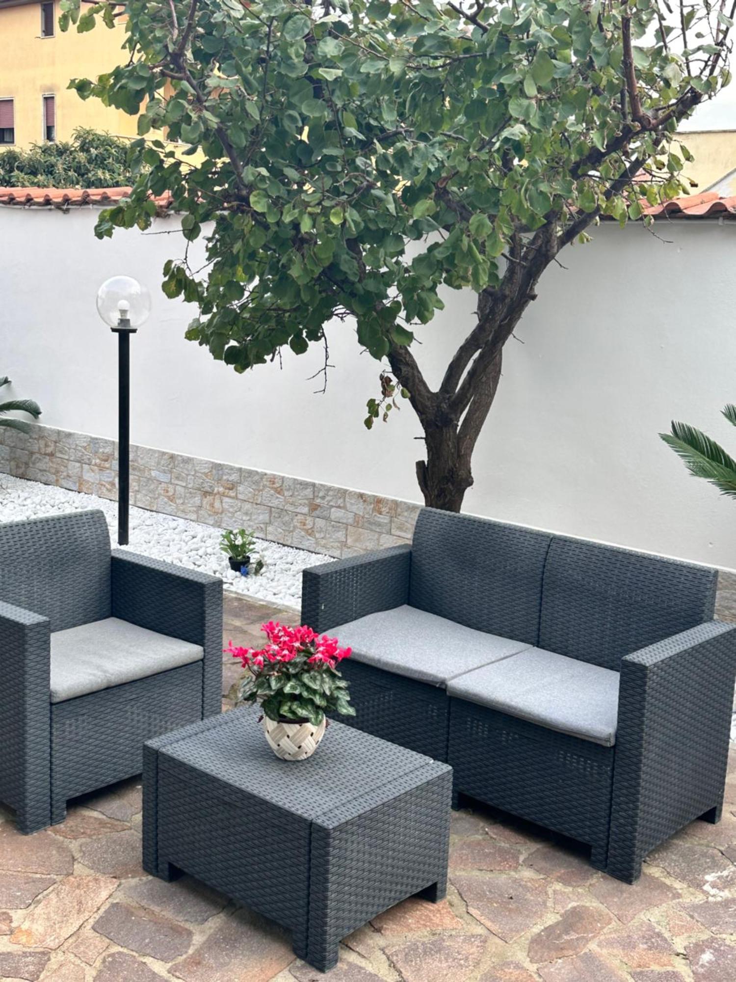 Giorgia Airport 2 Fiumicino Bed & Breakfast Bagian luar foto
