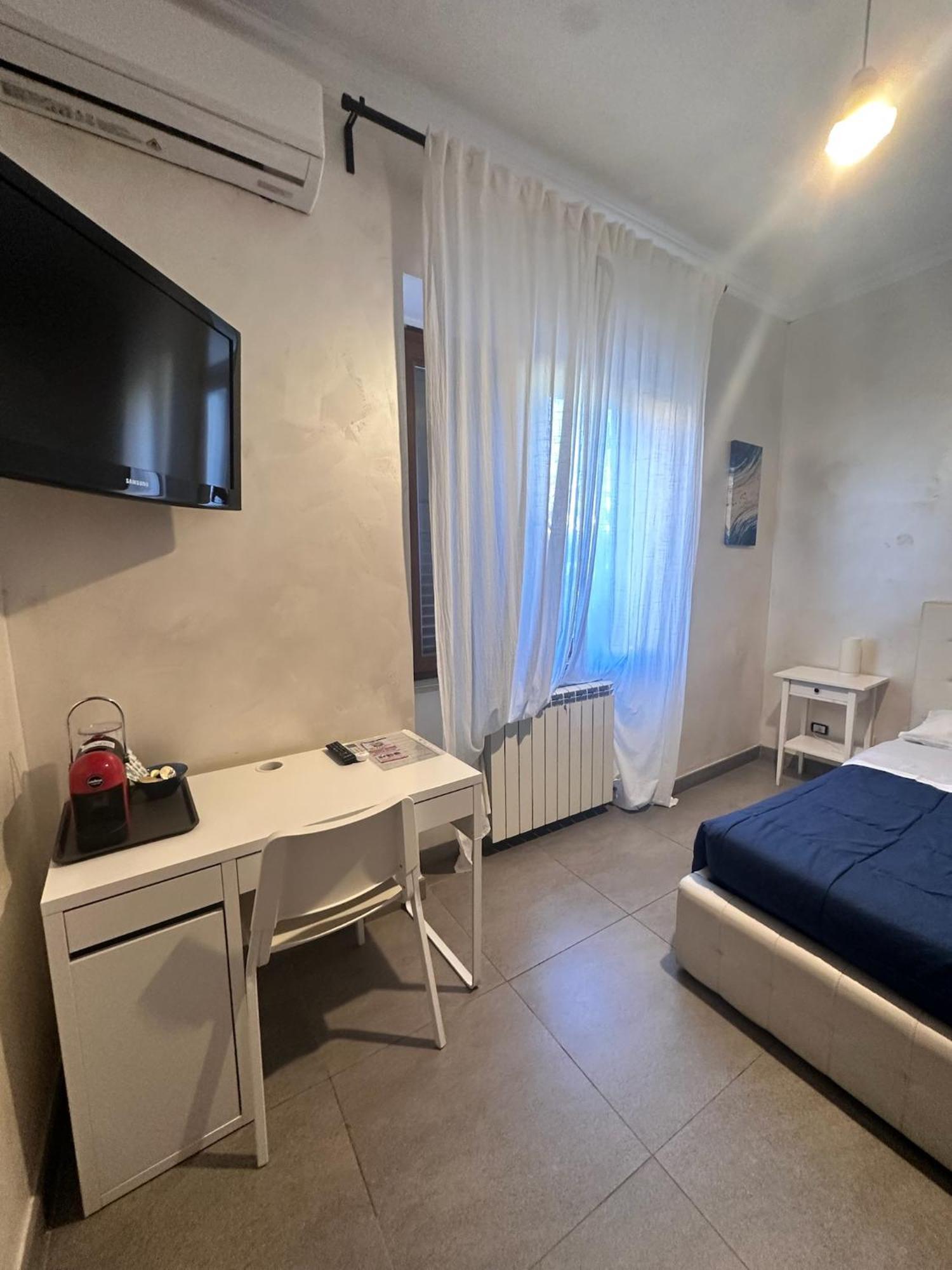 Giorgia Airport 2 Fiumicino Bed & Breakfast Bagian luar foto